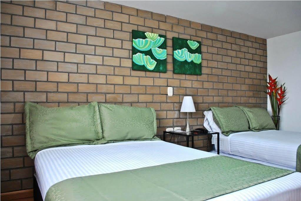 Hotel Portal De Milan Manizales Exterior photo